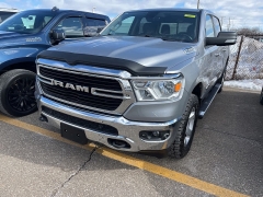 Used 2019  Ram 1500 Big Horn&sol;Lone Star 4x4 Crew Cab 5'7" Box at Maxx Loans near St&period; Adrian&comma; MI