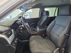 Used 2019  GMC Yukon 4d SUV 4WD SLE at Maxx Loans near St&period; Adrian&comma; MI