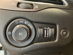 Used 2020 Jeep Cherokee Limited 4x4 at Suburban Ford of Sterling Heights near Sterling Heights, MI