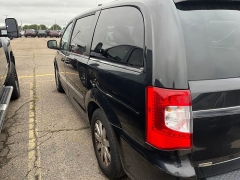 Used 2013  Chrysler Town & Country 4d Wagon Touring at Maxx Loans near St&period; Adrian&comma; MI