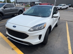 Used 2020 Ford Escape 4d SUV FWD SE at Suburban Ford of Sterling Heights near Sterling Heights, MI