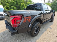 Used 2025  Ford F-150 4WD Raptor SuperCrew 5&period;5' Box at Maxx Loans near St&period; Adrian&comma; MI