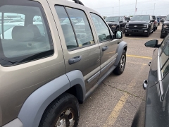 Used 2005 Jeep Liberty 4d SUV 4WD Sport at Maxx Loans near ,