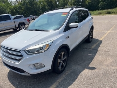 Used 2017 Ford Escape 4d SUV FWD SE at Suburban Ford of Sterling Heights near Sterling Heights, MI