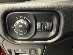 Used 2019 Ram 1500 4WD Crew Cab Laramie at Maxx Loans near St. Adrian, MI