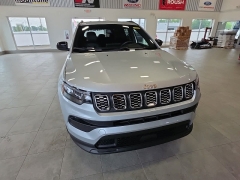 Used 2024  Jeep Compass Latitude 4x4 at Maxx Loans near St&period; Adrian&comma; MI