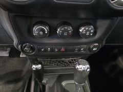 Used 2013  Jeep Wrangler Unlimited 4WD 4dr Sahara at Maxx Loans near St&period; Adrian&comma; MI