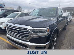  2019 Ram 1500 4WD Crew Cab Longhorn Longbed at Maxx Loans near St&period; Adrian&comma; MI