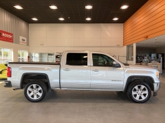 Used 2015  GMC Sierra 1500 4WD Crew Cab 143.5" SLE at Maxx Loans near St. Adrian, MI
