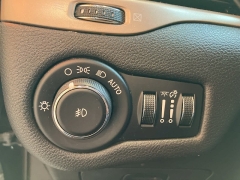Used 2016 Jeep Cherokee 4WD 4dr Latitude at Suburban Ford of Sterling Heights near Sterling Heights, MI
