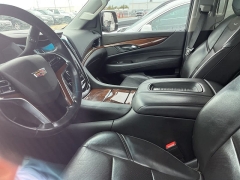 Used 2020 Cadillac Escalade ESV 4d SUV 4WD Luxury at Maxx Loans near St. Adrian, MI