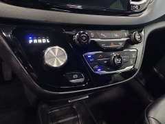 Used 2026  Chrysler Pacifica Select FWD at Maxx Loans near St&period; Adrian&comma; MI