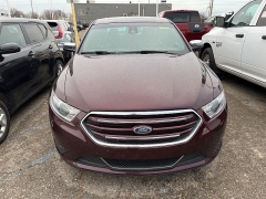 Used 2019  Ford Taurus 4d Sedan AWD Limited at Maxx Loans near St&period; Adrian&comma; MI