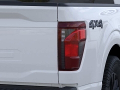 New 2025 Ford F-150 XLT 4WD SuperCrew Box at Suburban Ford of Sterling Heights near Sterling Heights, MI