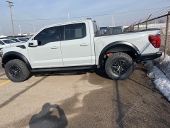 Used 2024  Ford F-150 4WD Raptor SuperCrew 5&period;5' Box at Maxx Loans near St&period; Adrian&comma; MI