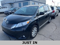 Used 2017 Toyota Sienna AWD 7-Passenger (Natl) at Maxx Loans near St. Adrian, MI