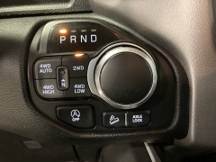 Used 2020  Ram 1500 Big Horn 4x4 Crew Cab 5'7" Box at Maxx Loans near St&period; Adrian&comma; MI