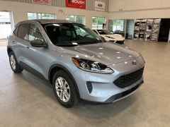 Used 2022 Ford Escape SE AWD at Maxx Loans near St. Adrian, MI
