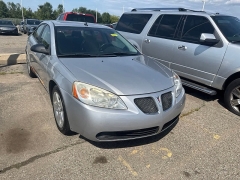 Used 2009  Pontiac G6 4d Sedan at Maxx Loans near St&period; Adrian&comma; MI