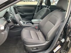 Used 2023 Nissan Altima 2.5 SV Sedan at Maxx Loans near ,