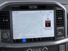 New 2025 Ford F-150 XLT 4WD SuperCrew Box at Suburban Ford of Sterling Heights near Sterling Heights, MI