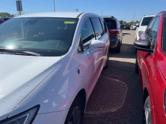 Used 2022 Chrysler Pacifica Hybrid Touring L FWD at Suburban Ford of Sterling Heights near Sterling Heights, MI