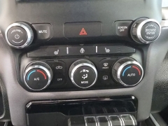 Used 2021  Ram 1500 Big Horn 4x4 Crew Cab 5'7" Box at Maxx Loans near St&period; Adrian&comma; MI