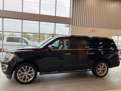 Used 2018 Ford Expedition Max 4d SUV 4WD Limited at Suburban Ford of Sterling Heights near Sterling Heights, MI