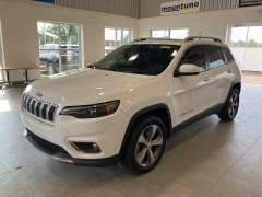 Used 2020 Jeep Cherokee Limited 4x4 at Suburban Ford of Sterling Heights near Sterling Heights, MI