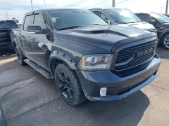 Used 2018  Ram 1500 Sport 4x4 Crew Cab 5'7" Box &ast;Ltd Avail&ast; at Maxx Loans near St&period; Adrian&comma; MI