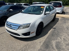  2010 Ford Fusion 4d Sedan SE at Maxx Loans near St&period; Adrian&comma; MI