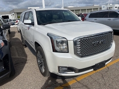 Used 2017 GMC Yukon XL 4d SUV 4WD Denali at Maxx Loans near St. Adrian, MI