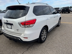 Used 2014  Nissan Pathfinder 4WD 4dr SL at Maxx Loans near St&period; Adrian&comma; MI