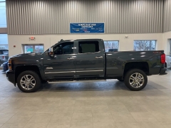Used 2018  Chevrolet Silverado 2500HD 4WD Crew Cab 153" High Country at Maxx Loans near St&period; Adrian&comma; MI