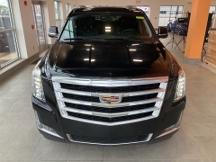 Used 2016 Cadillac Escalade 4d SUV 4WD Luxury at Suburban Ford of Sterling Heights near Sterling Heights, MI