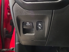 Used 2019  Ram 1500 Big Horn&sol;Lone Star 4x4 Crew Cab 5'7" Box at Maxx Loans near St&period; Adrian&comma; MI