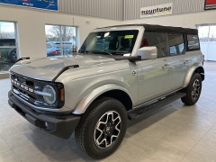Used 2023  Ford Bronco 4 Door 4x4 at Maxx Loans near St. Adrian, MI