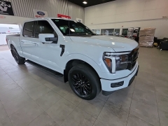 Used 2025  Ford F-150 LARIAT 4WD SuperCrew Box at Maxx Loans near St&period; Adrian&comma; MI
