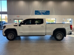 Used 2022  GMC Sierra 1500 4WD Crew Cab AT4 at Maxx Loans near St. Adrian, MI
