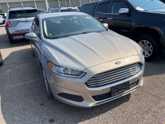 Used 2016 Ford Fusion 4d Sedan SE 2.5L at Suburban Ford of Sterling Heights near Sterling Heights, MI