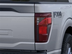 New 2024 Ford F-150 XLT 4WD SuperCrew Box at Suburban Ford of Sterling Heights near Sterling Heights, MI