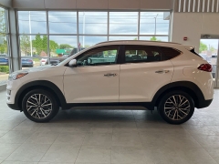 Used 2019 Hyundai Tucson Limited AWD at Suburban Ford of Sterling Heights near Sterling Heights, MI