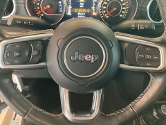 Used 2020 Jeep Gladiator Overland 4x4 at Suburban Ford of Sterling Heights near Sterling Heights, MI