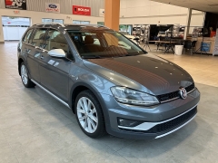 Used 2017 Volkswagen Golf Alltrack 1.8T DSG at Maxx Loans near St. Adrian, MI