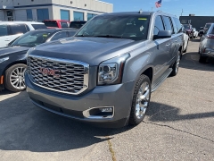 Used 2018 GMC Yukon XL 4d SUV 4WD Denali at Suburban Ford of Sterling Heights near Sterling Heights, MI