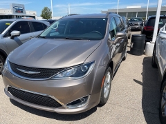 Used 2017 Chrysler Pacifica Touring-L FWD at Suburban Ford of Sterling Heights near Sterling Heights, MI