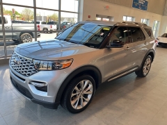 Used 2022 Ford Explorer Platinum 4WD at Suburban Ford of Sterling Heights near Sterling Heights, MI