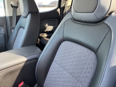 Used 2019 Chevrolet Colorado 4WD Crew Cab 128.3" Z71 at Suburban Ford of Sterling Heights near Sterling Heights, MI