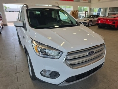 Used 2018  Ford Escape 4d SUV FWD SEL at Maxx Loans near St&period; Adrian&comma; MI
