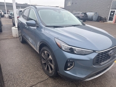 Used 2023  Ford Escape Platinum AWD at Maxx Loans near St&period; Adrian&comma; MI